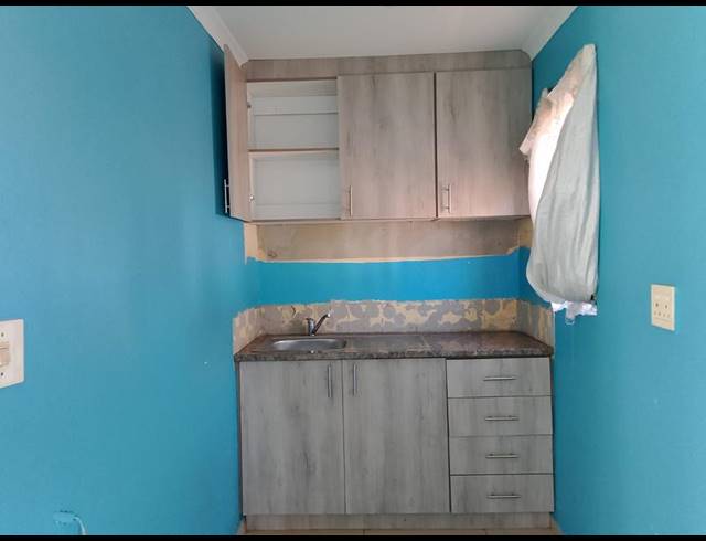 3 BEDROOM HOUSE FOR SALE IN PROTEA GLEN